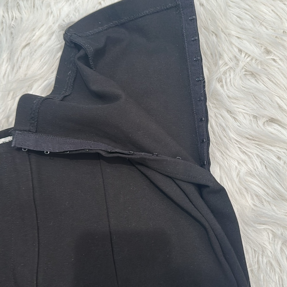 Zara - Picture 2 of 3